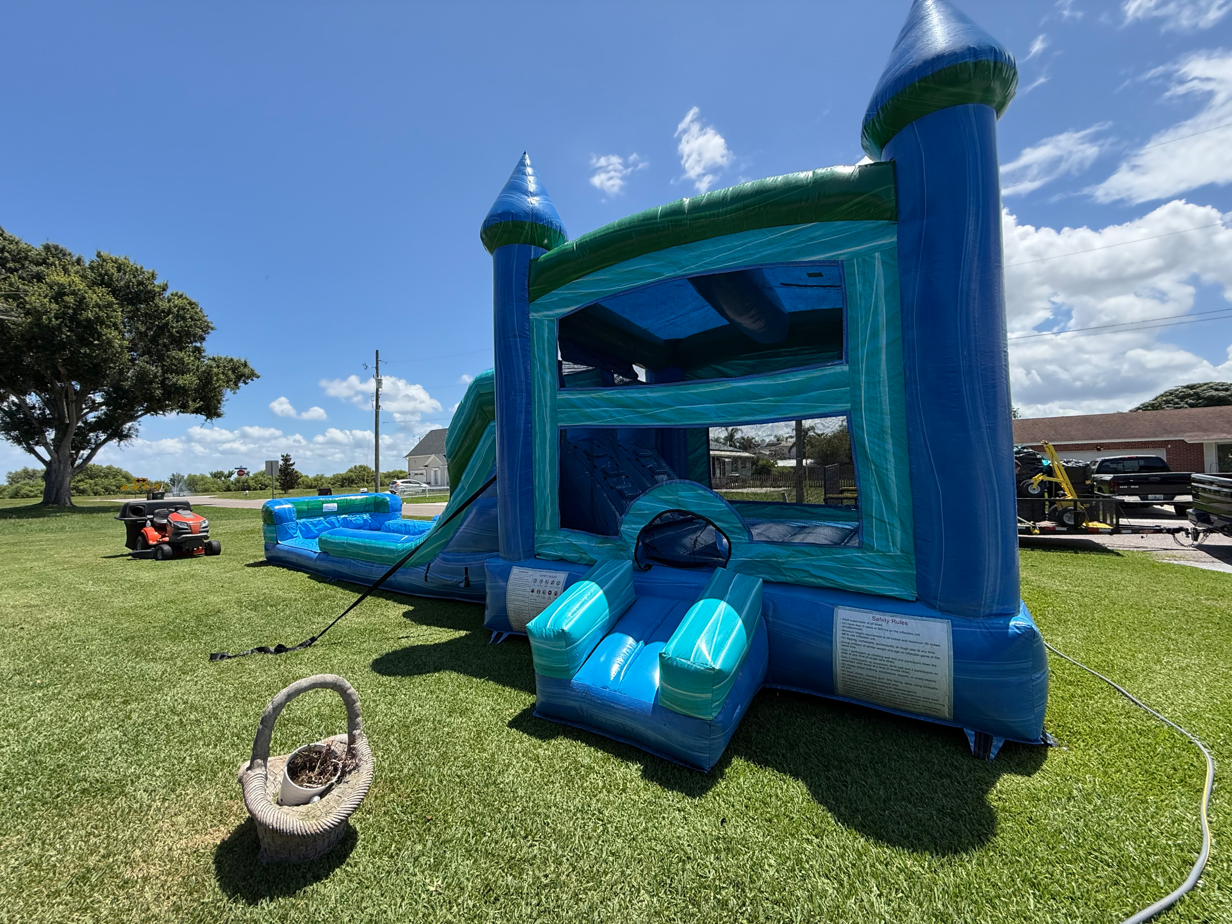 Front of XL Noah's Ark turquoise castle with small blue entry step